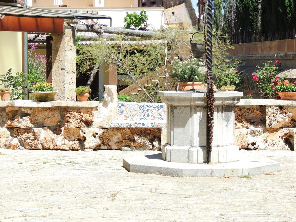 Loftotel Canet เอสปอร์เลส ภายนอก รูปภาพ