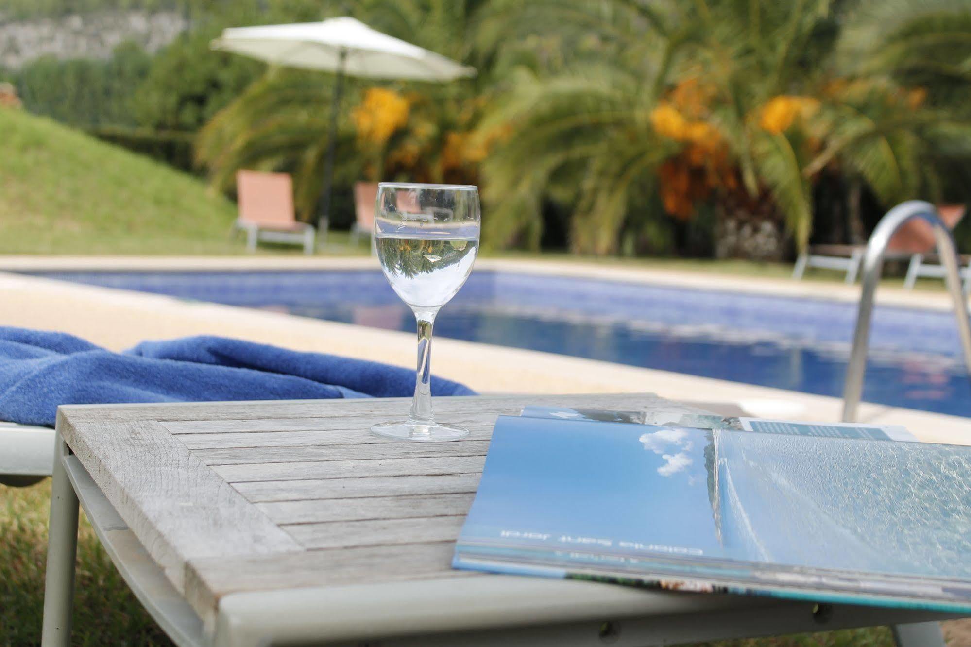 Loftotel Canet เอสปอร์เลส ภายนอก รูปภาพ